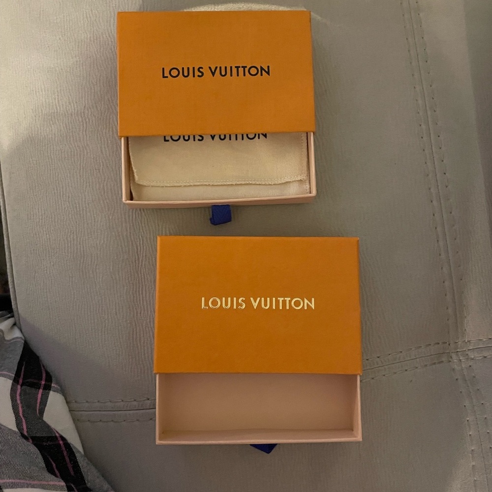 LV boxes small (2)